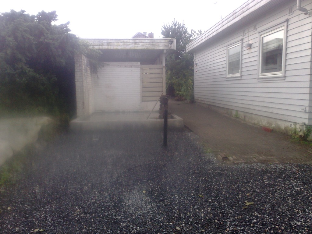 innkjørsel med grus